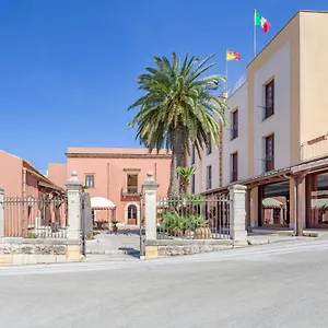 Zina Family Hotel Custonaci